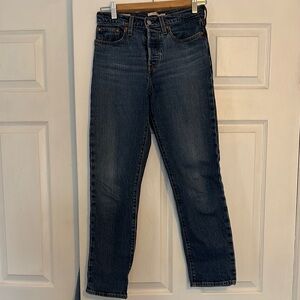 Levi’s Wedgie Straight